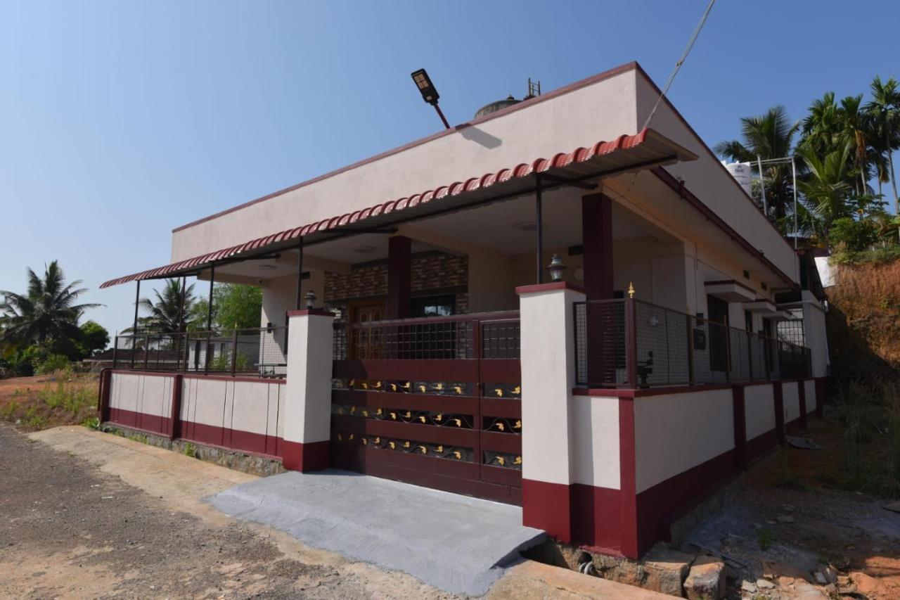 Udupi Homestay - Hill Top Villa - Dendoorkatte Exterior photo