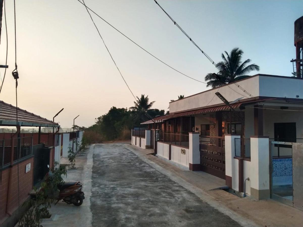 Udupi Homestay - Hill Top Villa - Dendoorkatte Exterior photo